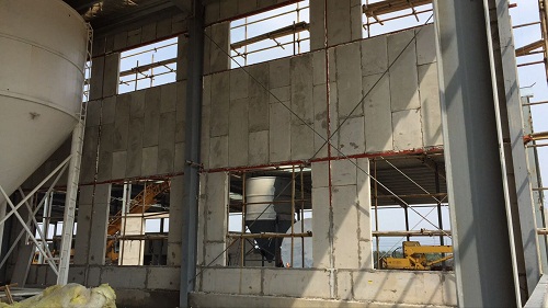 青岛ALC隔墙板物流中心安装